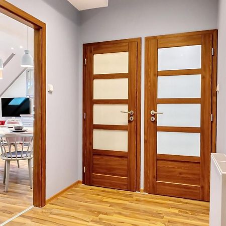 Attic Apartment On Waterfront / View / Netflix Prague Ngoại thất bức ảnh