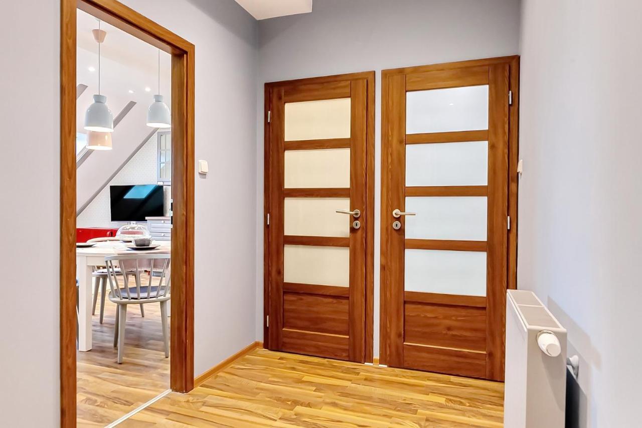 Attic Apartment On Waterfront / View / Netflix Prague Ngoại thất bức ảnh